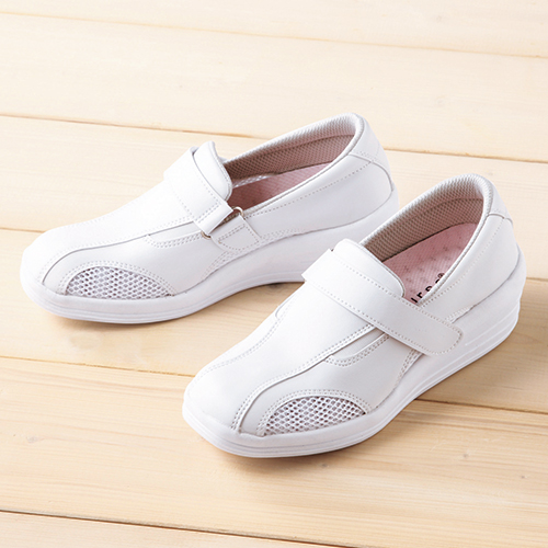FOLKのナースシューズ販売ページ